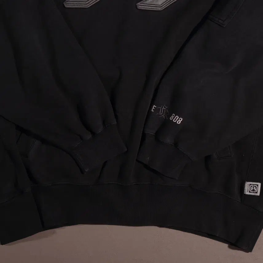 [BUNJANG] FREAKY MASSIVE Old School Hoodie C218 / FREAKY MASSIVE 올드스쿨 후드티 C218