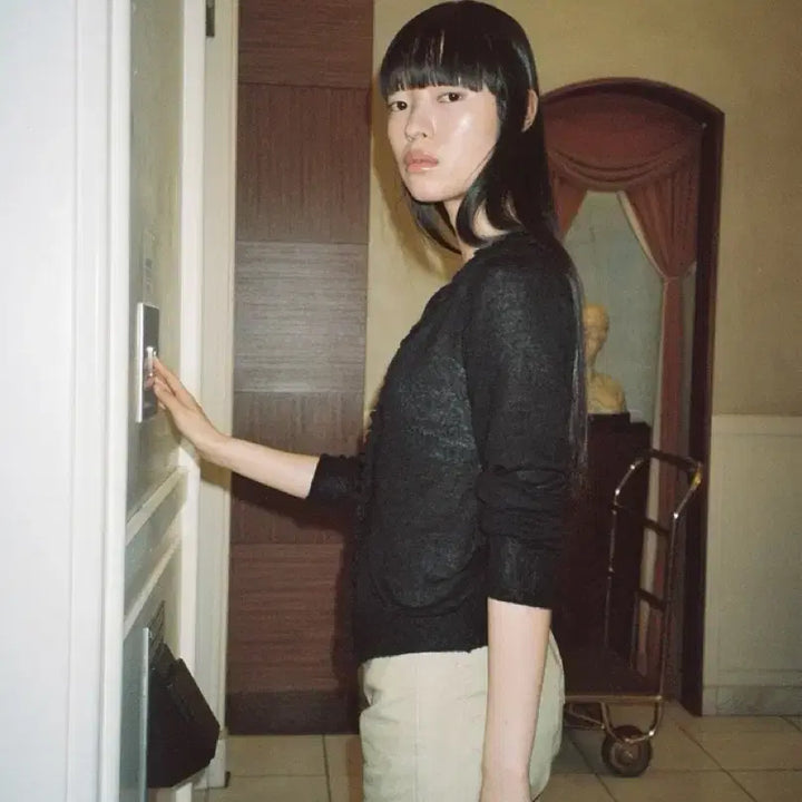 [BUNJANG] Tanat Lace Trim Cardigan / 타낫 레이스 트림 가디건