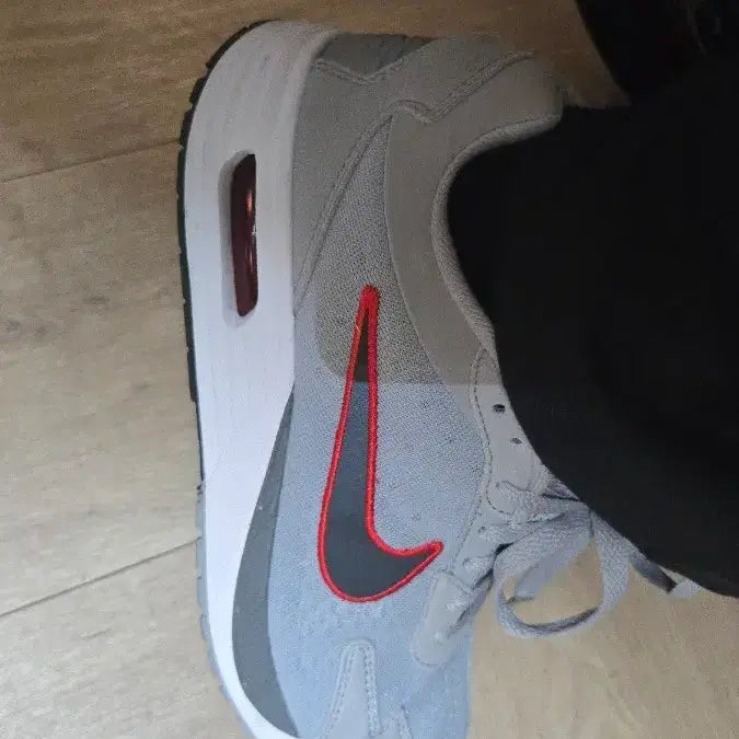 [BUNJANG] Nike Air Max Solo Sneakers / 에어맥스 솔로
