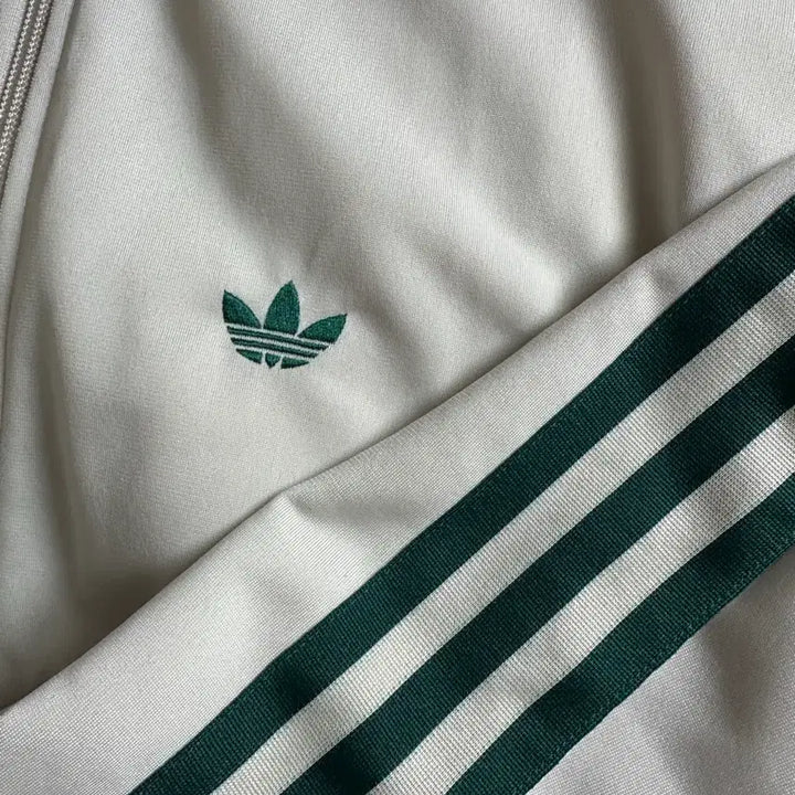 [BUNJANG] Adidas BB Track Top Light Beige Green / 아디다스 BB 트랙탑  라이트베이지:그린