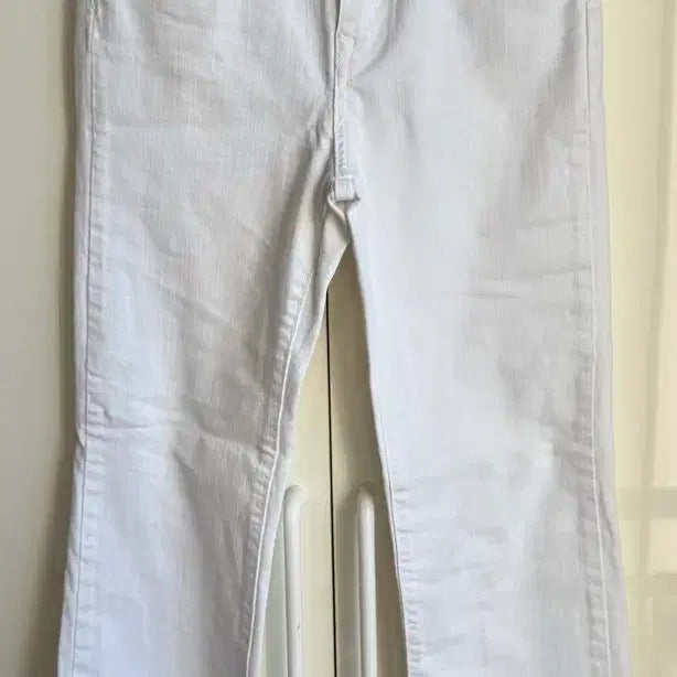 [BUNJANG] ZARA White Bootcut Denim Pants / 자라 화이트 부츠컷 데님 팬츠