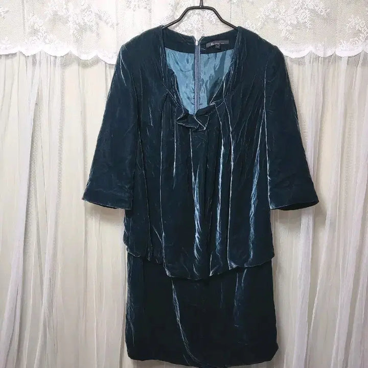 [BUNJANG] Kenneth Lynn Velvet Dress / Kenneth Lynn 고급스러운 벨벳 원피스