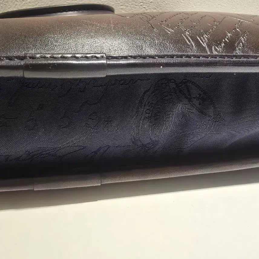 [BUNJANG] Berluti Blue Scritto Limited Edition Shoehorn / 벨루티 블루스크리토 한정판