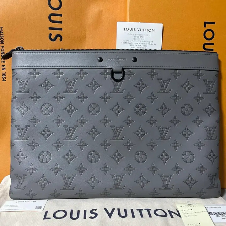 [BUNJANG] Louis Vuitton Eclipse Shadow Pochette Apollo Clutch / [새상품급] 루이비통 이클립스 쉐도우 포쉐트 아폴로 클러치