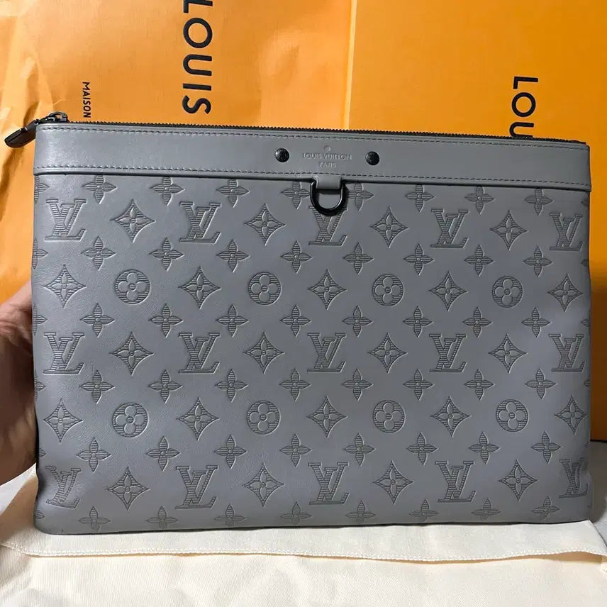 [BUNJANG] Louis Vuitton Eclipse Shadow Pochette Apollo Clutch / [새상품급] 루이비통 이클립스 쉐도우 포쉐트 아폴로 클러치