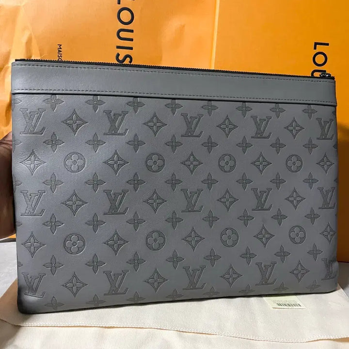 [BUNJANG] Louis Vuitton Eclipse Shadow Pochette Apollo Clutch / [새상품급] 루이비통 이클립스 쉐도우 포쉐트 아폴로 클러치