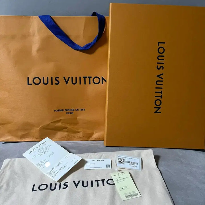 [BUNJANG] Louis Vuitton Eclipse Shadow Pochette Apollo Clutch / [새상품급] 루이비통 이클립스 쉐도우 포쉐트 아폴로 클러치