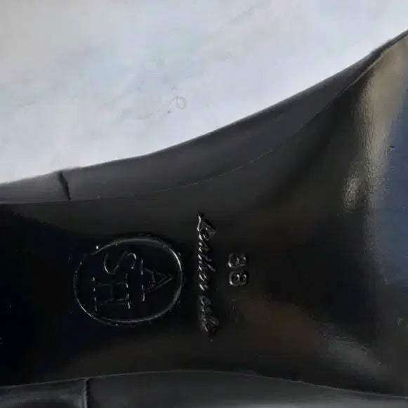 [BUNJANG] ASH Black Studded Ankle Boots - Size 38 / ASH 블랙 스터드 앵클 부츠 38