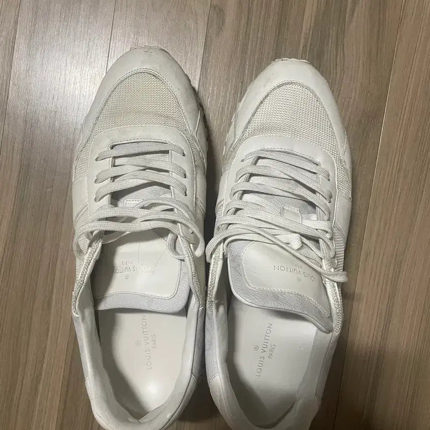 [BUNJANG] Louis Vuitton Monogram Run Away Sneakers / 루이비통 모노그램 런 어웨이 스니커즈(275,280) (급처)