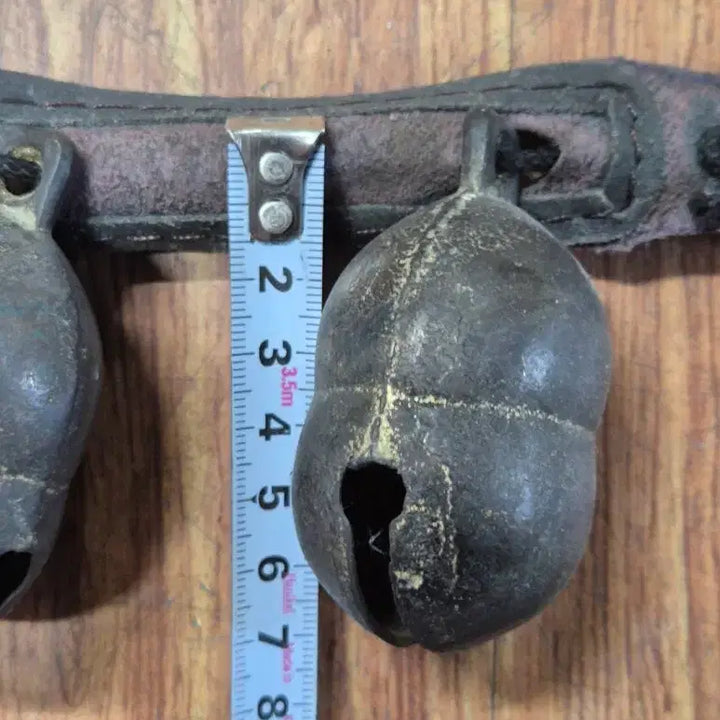 [BUNJANG] Vintage Ornament Set / 고풍스러운 동 방울 16점, [1줄] (411)