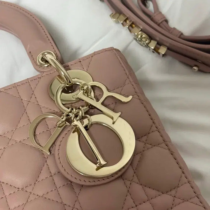 [BUNJANG] Dior Lady Dior Pink Small Bag + Strap / 디올 레이디백 핑크 스몰 + 스트랩
