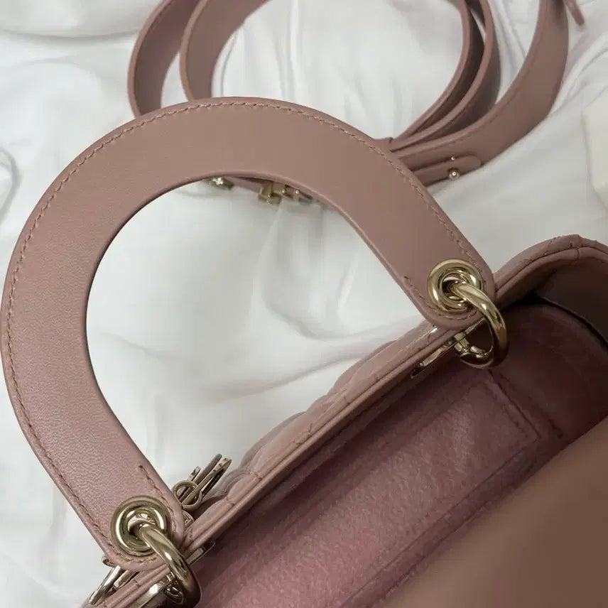 [BUNJANG] Dior Lady Dior Pink Small Bag + Strap / 디올 레이디백 핑크 스몰 + 스트랩