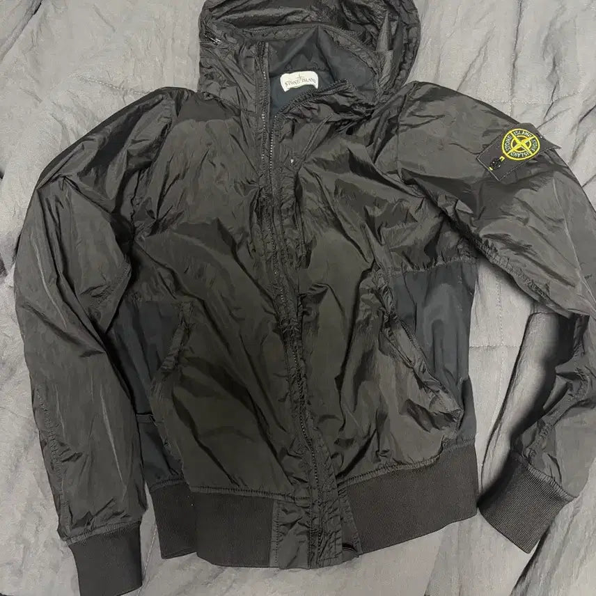 [BUNJANG] Stone Island Windbreaker Jacket / 스톤아일랜드 바람막이