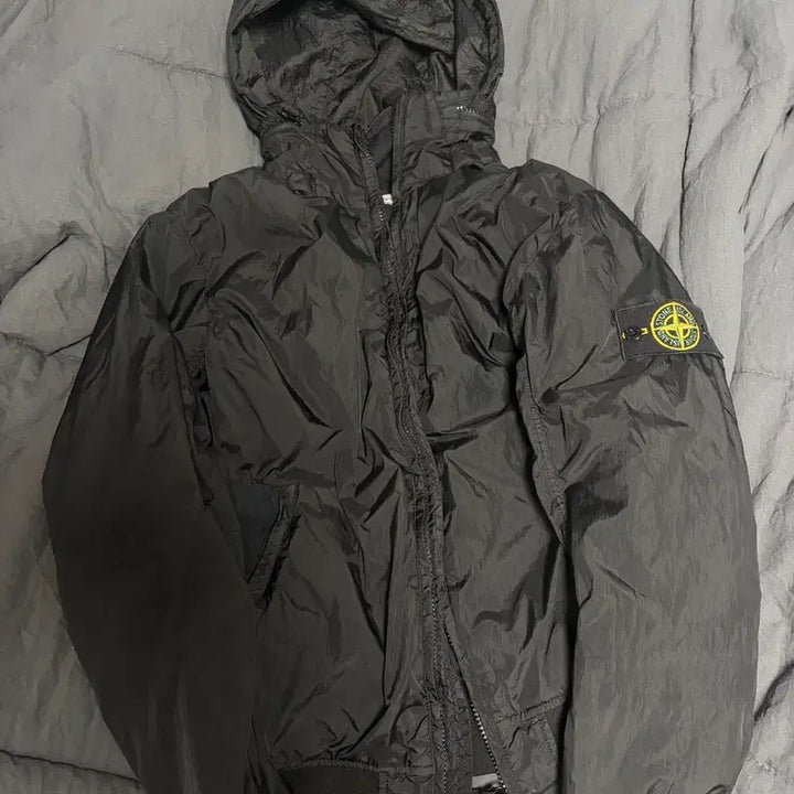 [BUNJANG] Stone Island Windbreaker Jacket / 스톤아일랜드 바람막이