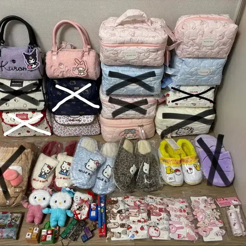 [BUNJANG] Sanrio Pouch, Hair Roll & Keyring Bundle / 산리오 파우치 헤어롤 및 키링 짱구 팔찌 피규어 키캡 주토피아 도라에몽