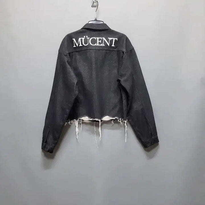 [BUNJANG] MUCENT Black Denim Jacket / MUCENT 밑단 데미지 블랙 데님 자켓