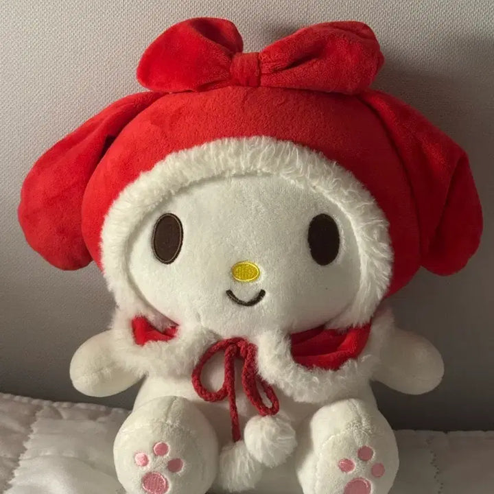 [BUNJANG] Sanrio My Melody Red Riding Hood Doll / 산리오 마이멜로디 빨간망토 중형 사이즈 인형