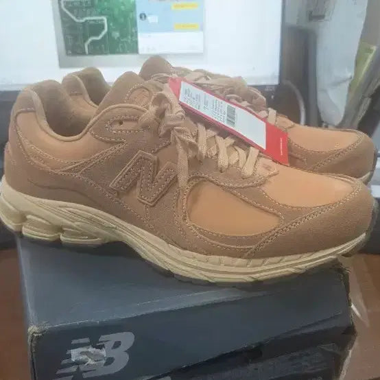 [BUNJANG] New Balance M2002RPL Premium Leather 285mm / 뉴발란스 M2002RPL 프리미엄 레더 285mm 새상품
