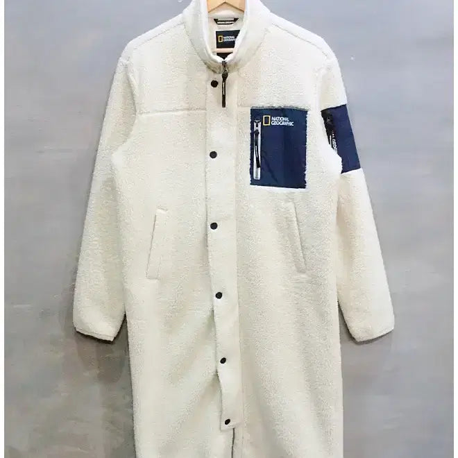 [BUNJANG] National Geographic Fleece Zip-Up (Ivory, XL) / 내셔널지오그래픽 코우너스 플리스 부클 하이넥 롱 풀집업 (공용M/95)