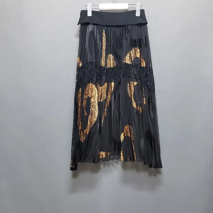 [BUNJANG] ITZY Pleated Skirt S / 잇미샤 플리츠 스커트