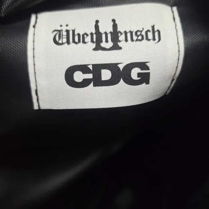 [BUNJANG] G-Dragon x CDG Weberschiff Classic Backpack Limited Edition / GD지디 x CDG(꼼데) 위버맨쉬 클래식 백팩 리미티드 에디션 새상품