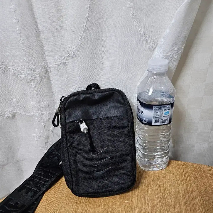 [BUNJANG] Nike Mini Sling Bag / 나이키 미니 슬링백