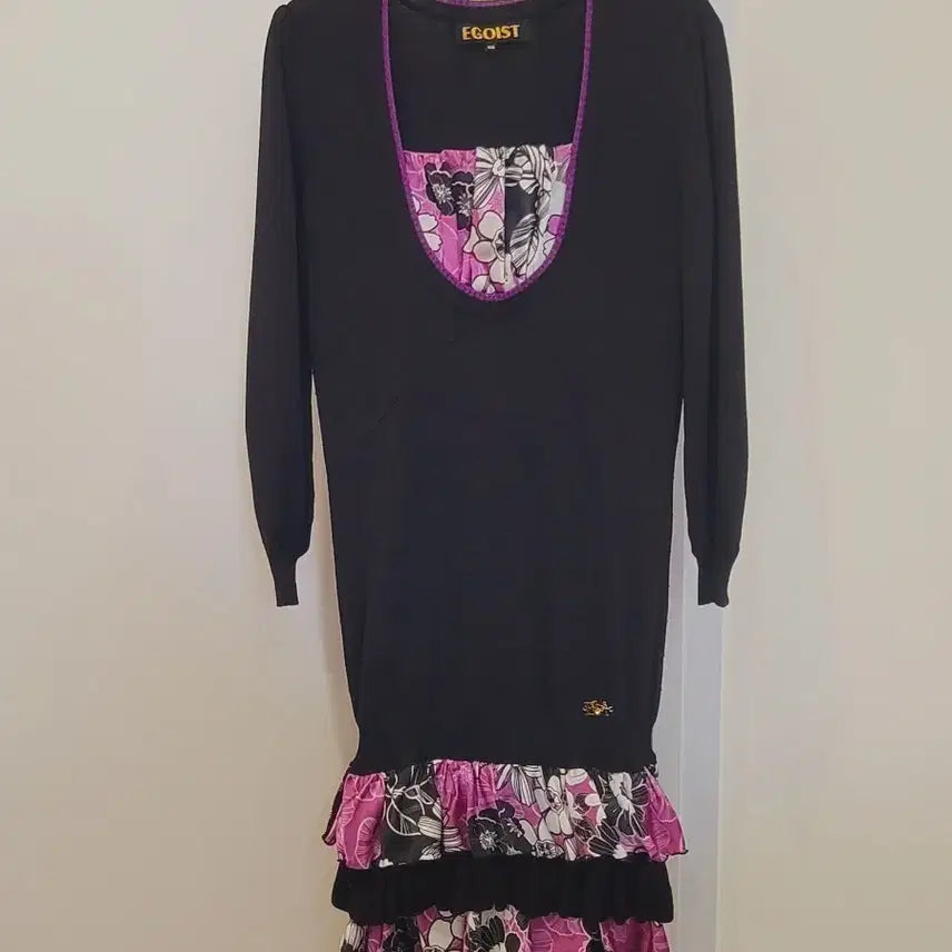 [BUNJANG] EGOIST Black Flower Ruffle Knit Dress (Size 66) / EGOIST 에고이스트 블랙 플라워 러플 니트 원피스 66사이즈