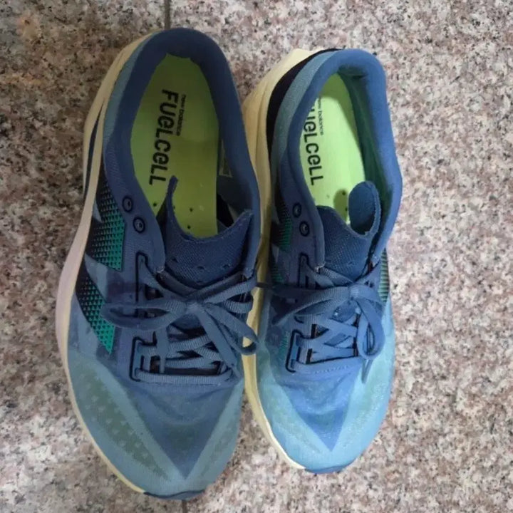 [BUNJANG] New Balance FuelCell Sneakers Blue 260 / 뉴발란스 FuelCell 운동화 블루 260판매