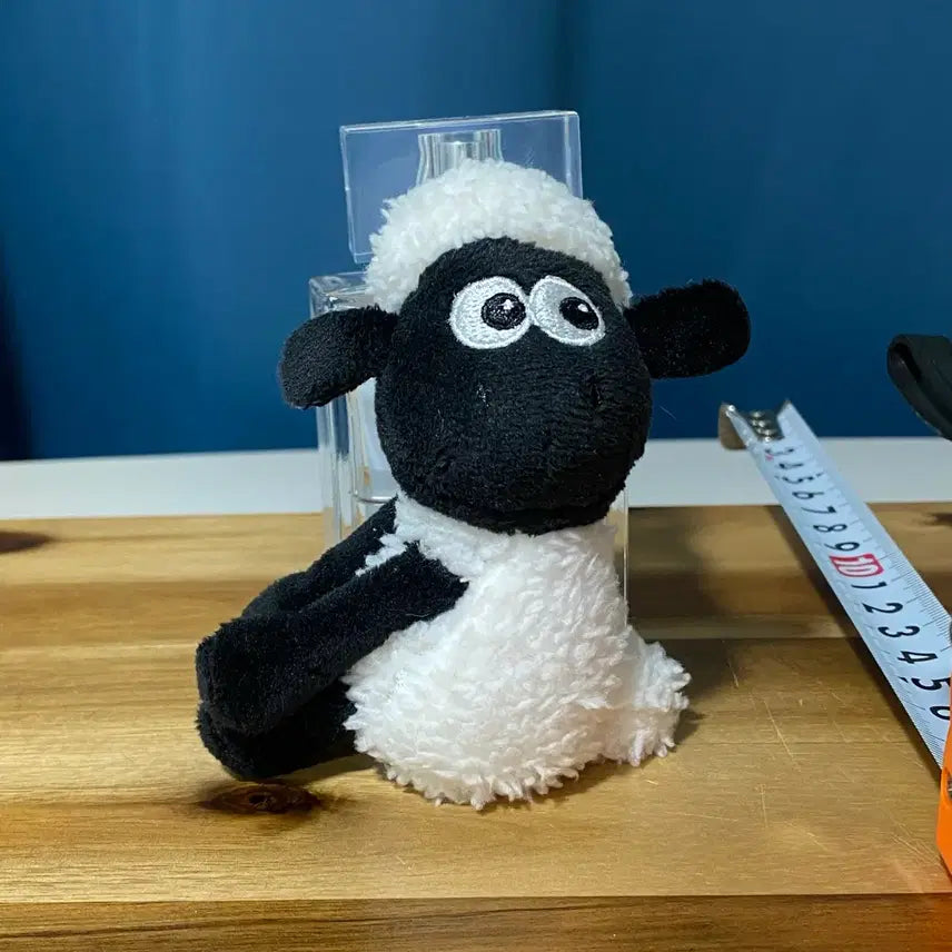 [BUNJANG] Shaun the Sheep Plush Strap Keyring / (일판) 고전 숀더쉽 봉제인형 스트랩 키링