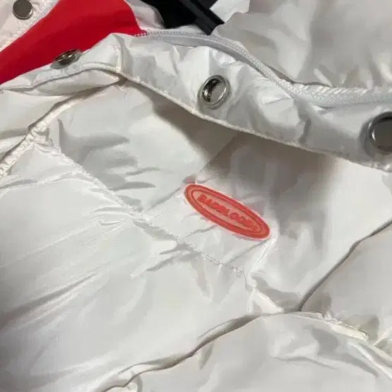 [BUNJANG] Bad Blood Duck Down White Short Padded Jacket XS / 급처분 배드블러드 덕다운 오리털 얇은 크롬 화이트 숏패딩 XS