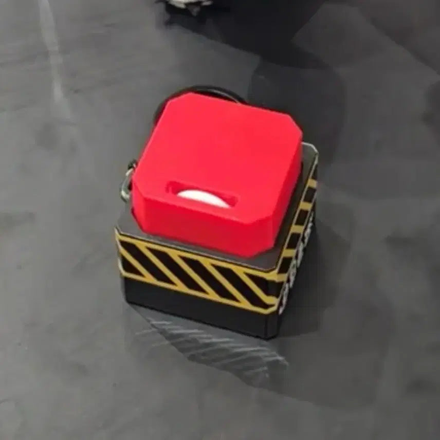 [BUNJANG] WeGadoom Keyring / 괴담출근 우리가도움 키링