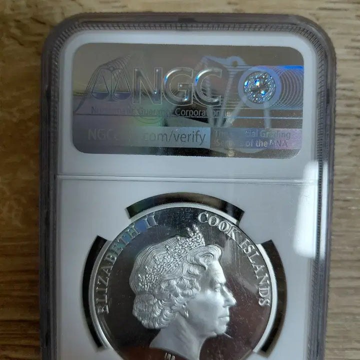 [BUNJANG] 2012 Cook Islands PGA Golf NGC Graded Silver Coin / 2012 쿠크제도 PGA 골프 기념 주화 NGC 69등급 은화