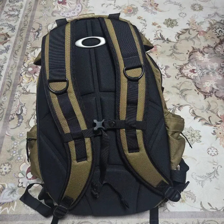 [BUNJANG] Oakley Icon Backpack Coyote / 오클리 아이콘 백팩