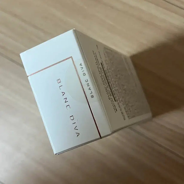 [BUNJANG] BLANC DIVA Sun Base / 블랑디바 선베이스