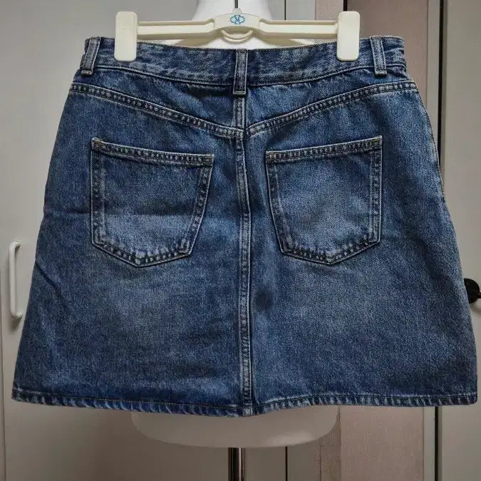 [BUNJANG] Topten Denim Mini Skirt / 청 데님 미니스커트 .탑텐