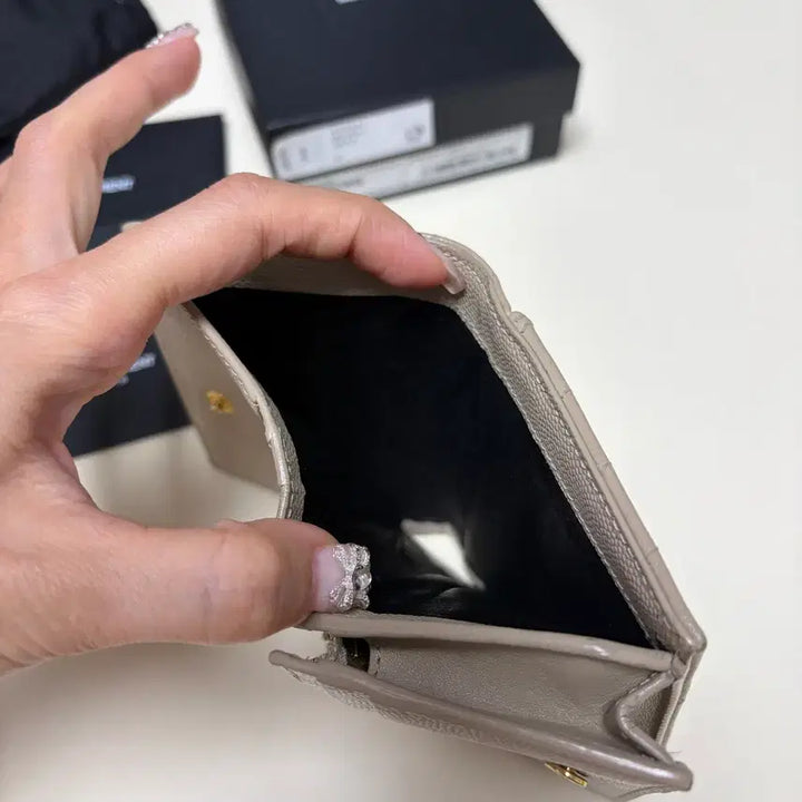 [BUNJANG] Saint Laurent Card Wallet / 생로랑 텍스처드 모노그램 카드 지갑