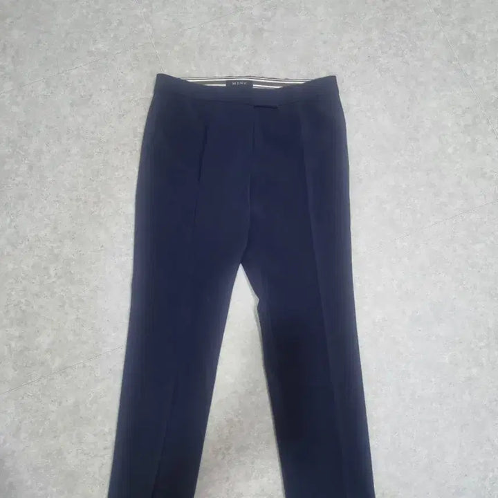 [BUNJANG] MINE Navy Slacks Pants / MINE  네이비 슬랙스 바지