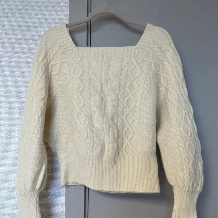[BUNJANG] ab.plus Square Neck Crop Knit (Free Size) / ab.plus 스퀘어넥 크롭 니트 F