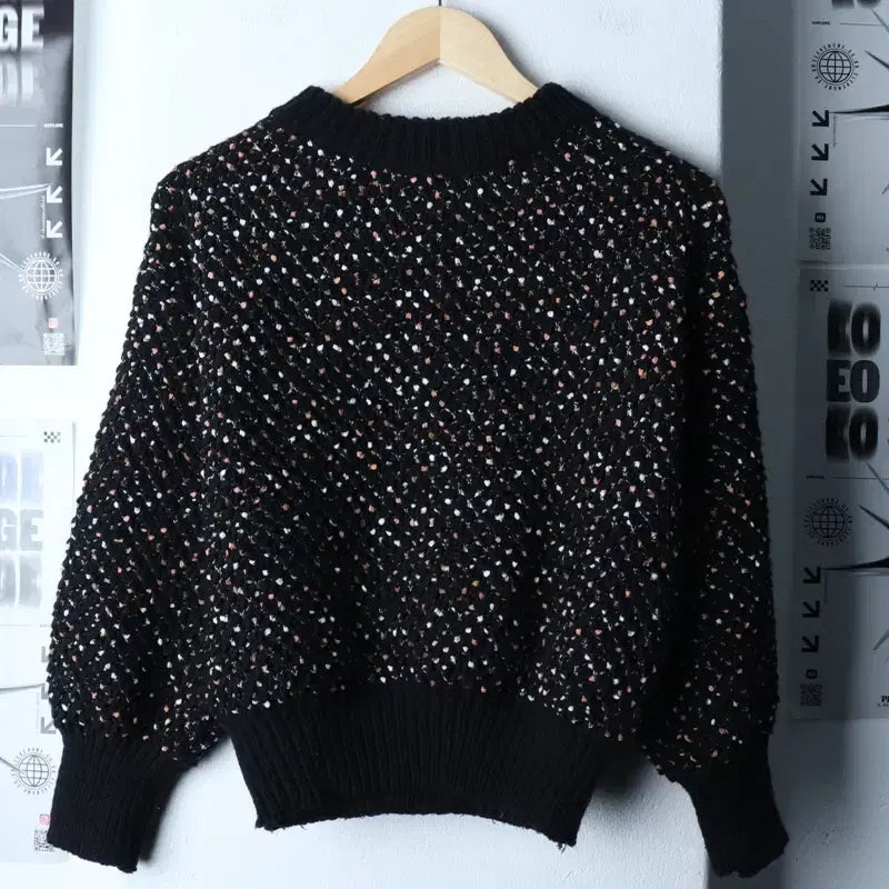 [BUNJANG] W(F) Knit Pattern Semi-Crop Black / W(F) 니트 패턴 세미크롭 블랙-1747F