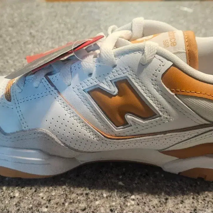 [BUNJANG] New Balance 550 White Brown Sneakers 245mm / 뉴발란스 550 화이트 브라운 스니커즈 245mm-새상품(정품)