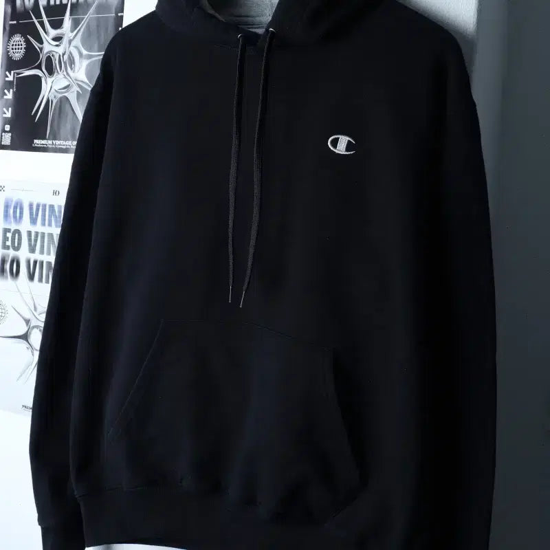 [BUNJANG] Champion Hoodie Small Logo Black / (M-XL) 챔피온 후드티셔츠 스몰로고 블랙 기모 올드스쿨-17489