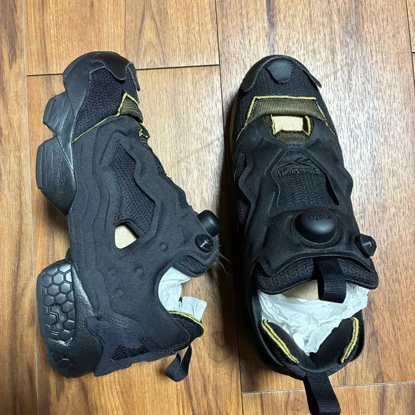 [BUNJANG] Reebok Maison Margiela Instapump Fury Black (265) / 리복 메종 마르지엘라 인스타펌프 퓨리 블랙 265