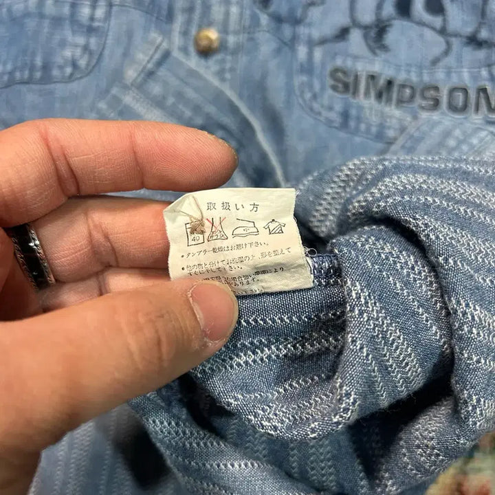 [BUNJANG] Simpson Denim Shirt / [L] 심슨(simpson) 자수 데님 셔츠