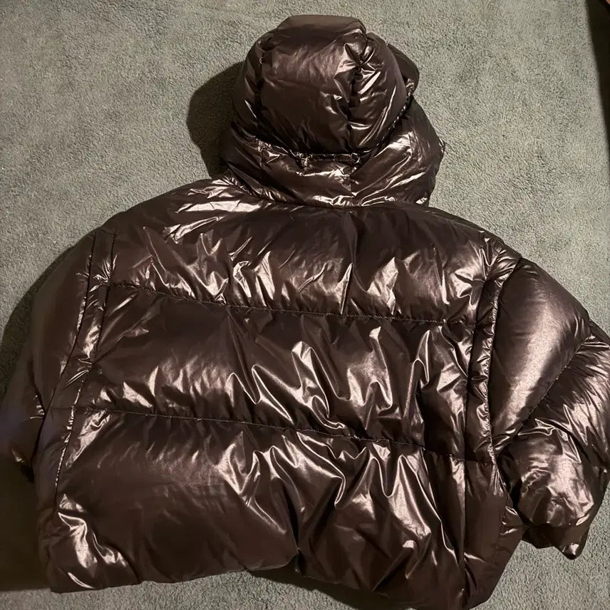 [BUNJANG] 42 Prada Convertible Crop Padded Jacket / [42]프라다 컨버터블 크롭 패딩 판매.