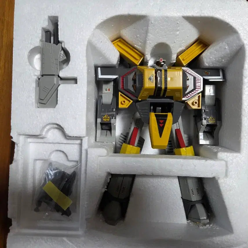 [BUNJANG] Takatoys Orguss Nikic Diecast Model / 타카토쿠  대형 오거스 니킥  명품 고전프라 초합금