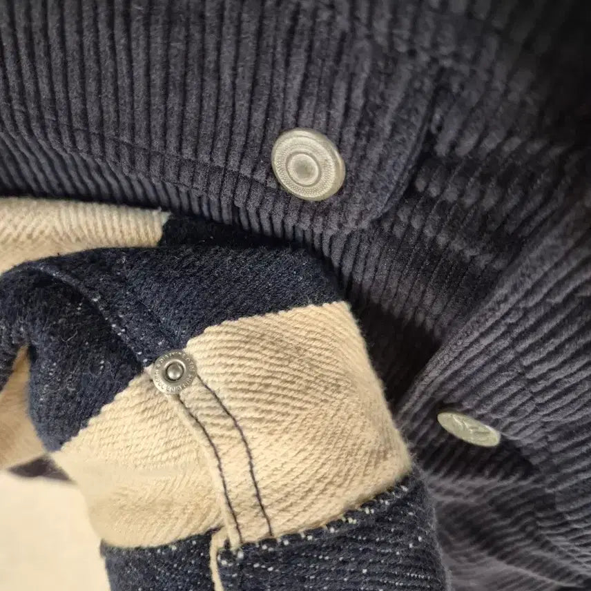[BUNJANG] DIAFVINE Racing Stripe Corduroy 3rd 트러커 / DIAFVINE Racing Stripe Corduroy 3rd 트러커