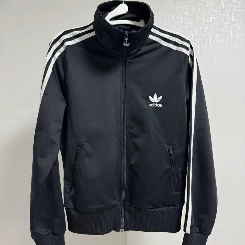 [BUNJANG] Adidas Three Stripes Training Jacket Black (Size 95) / 아디다스 삼선 트레이닝 자켓 블랙 95