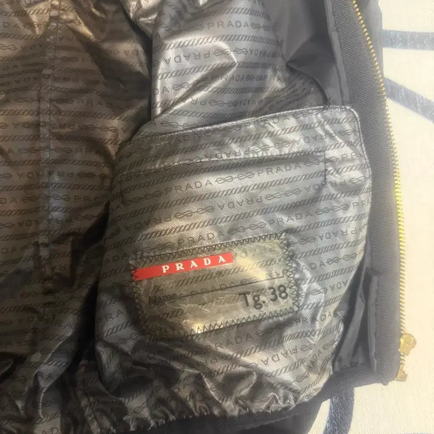 [BUNJANG] Prada Women's Windbreaker Jacket / 프라다 바람막이