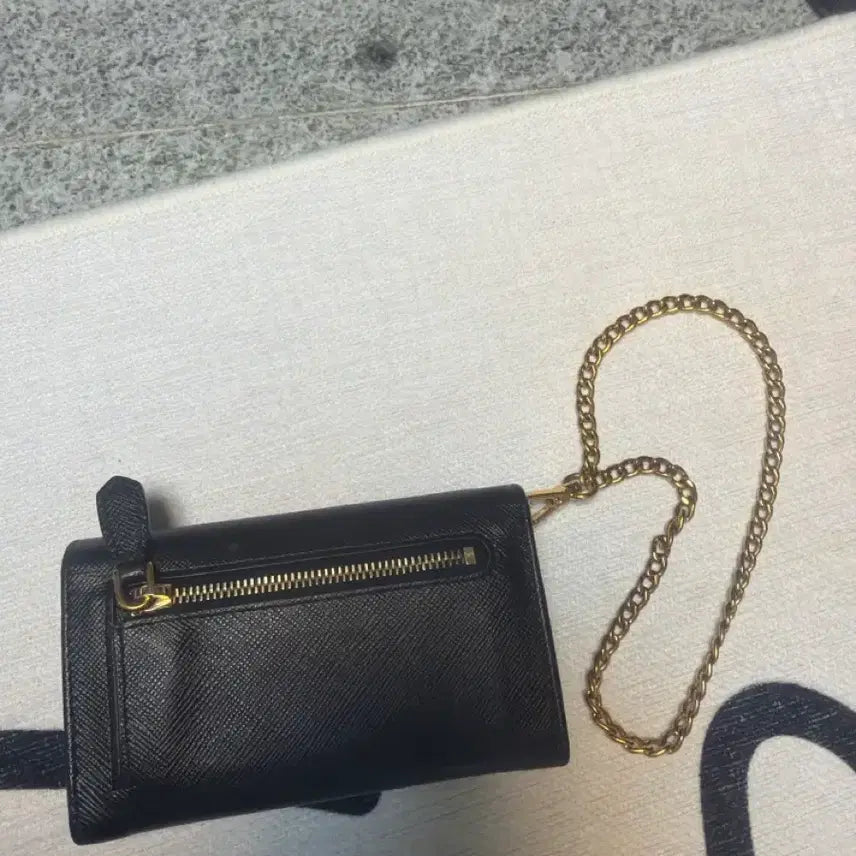 [BUNJANG] Prada Chain Wallet Full Package / 풀박 프라다체인반지갑