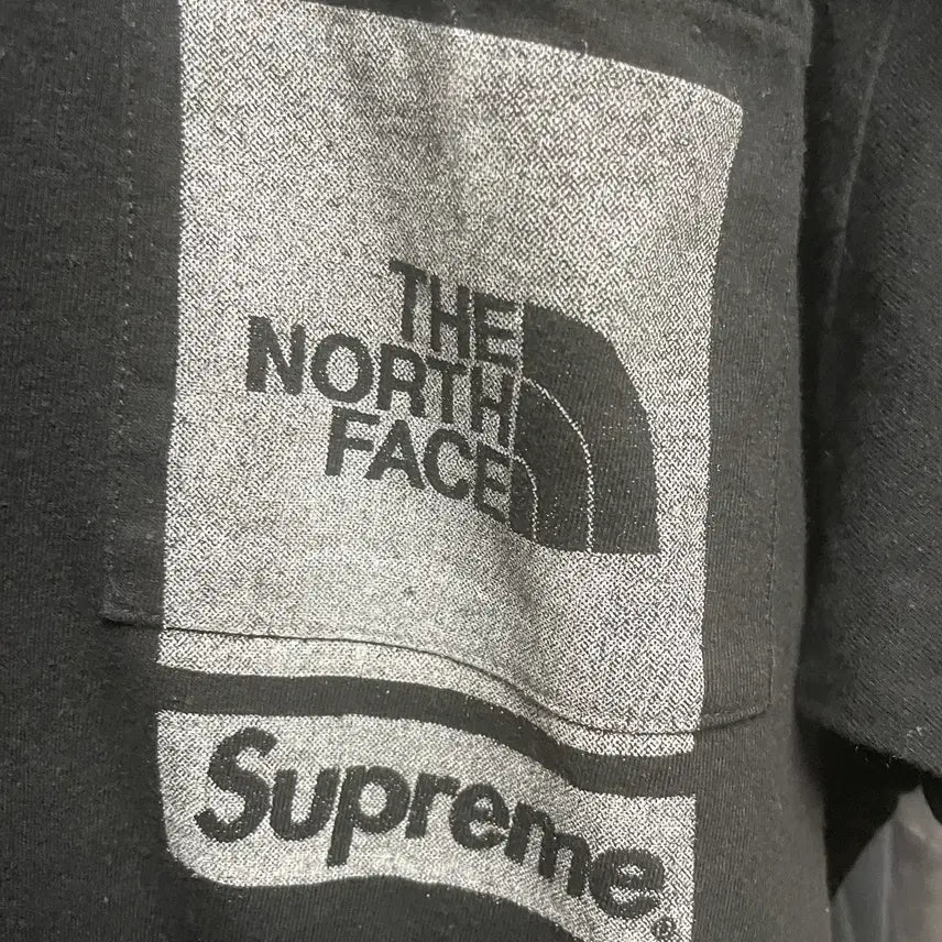 [BUNJANG] Supreme x North Face Printed Pocket T-shirt - Black XL / 슈프림 x 노스페이스 프린티드 포켓 티셔츠 블랙 XL - 23SS